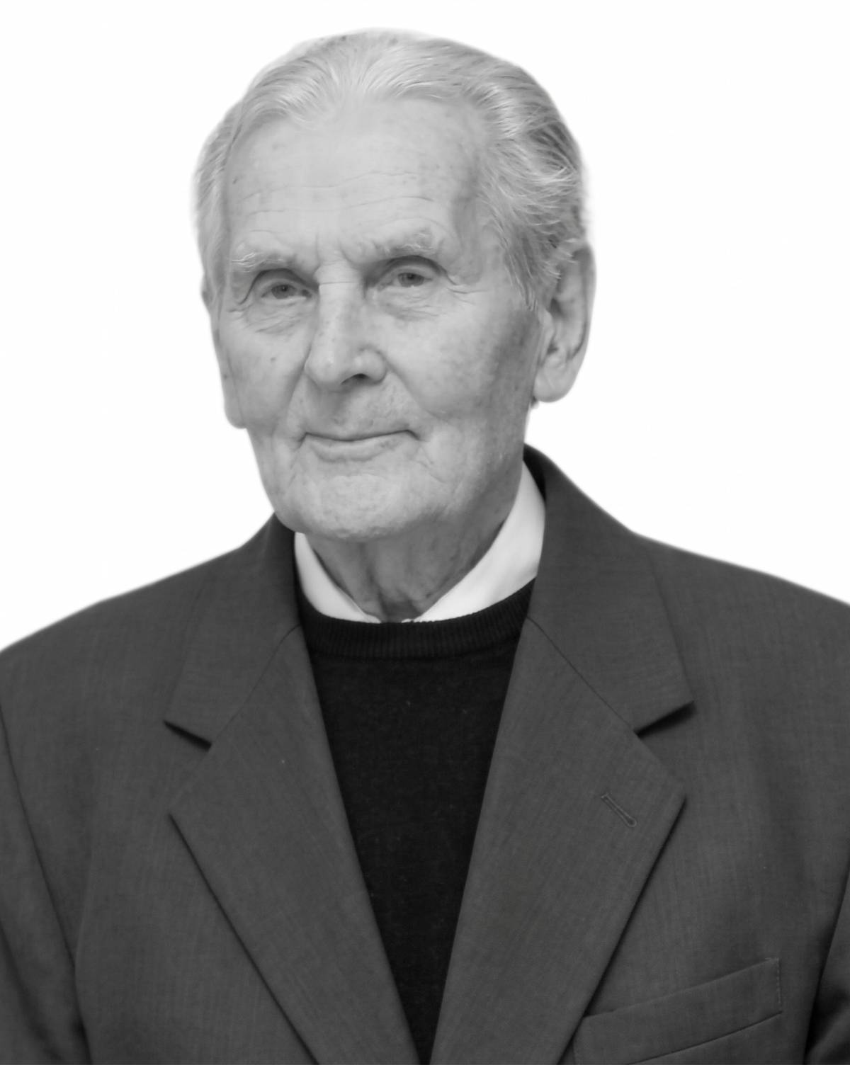 Na zdjęciu pan Emilian Leszczyński, nauczyciel, pedagog, wychowawca, któremu Rada Miejska Tomaszowa Mazowieckiego przyznała Tytuł Zasłużony dla Tomaszowa Mazowieckiego