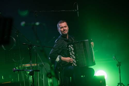 Akordeonista z Motion Trio na scenie 8. Love Polish Jazz Festival